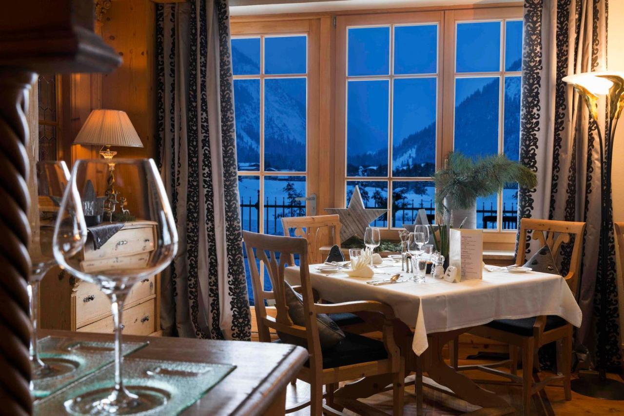 Hotel Hohenfels Танхайм Екстериор снимка