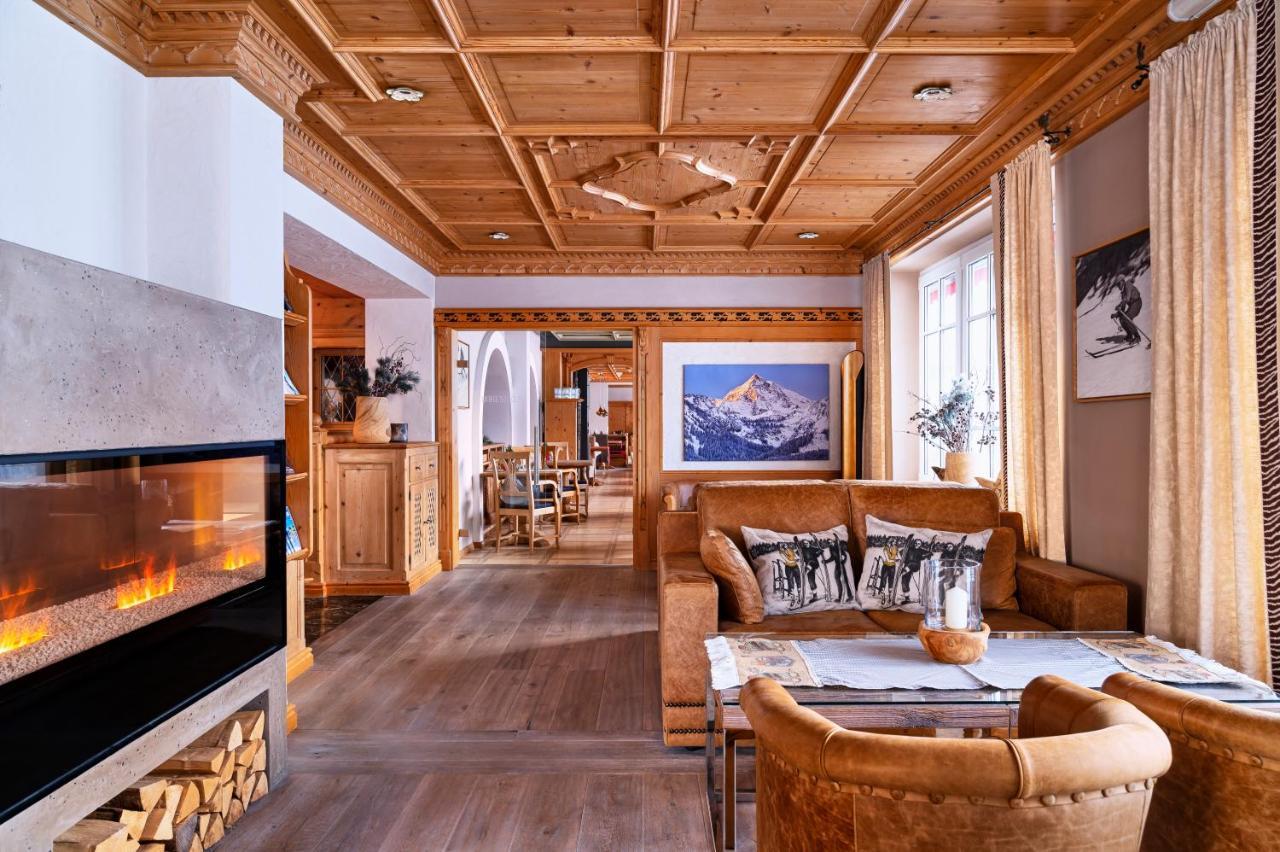 Hotel Hohenfels Танхайм Екстериор снимка