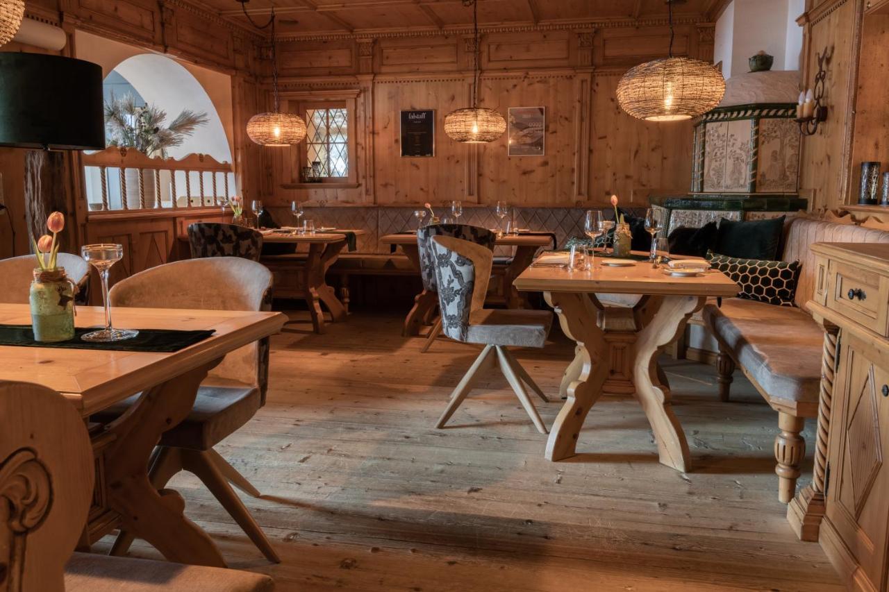 Hotel Hohenfels Танхайм Екстериор снимка