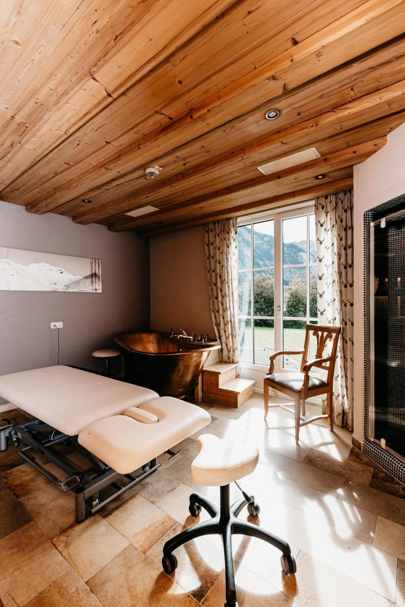Hotel Hohenfels Танхайм Екстериор снимка