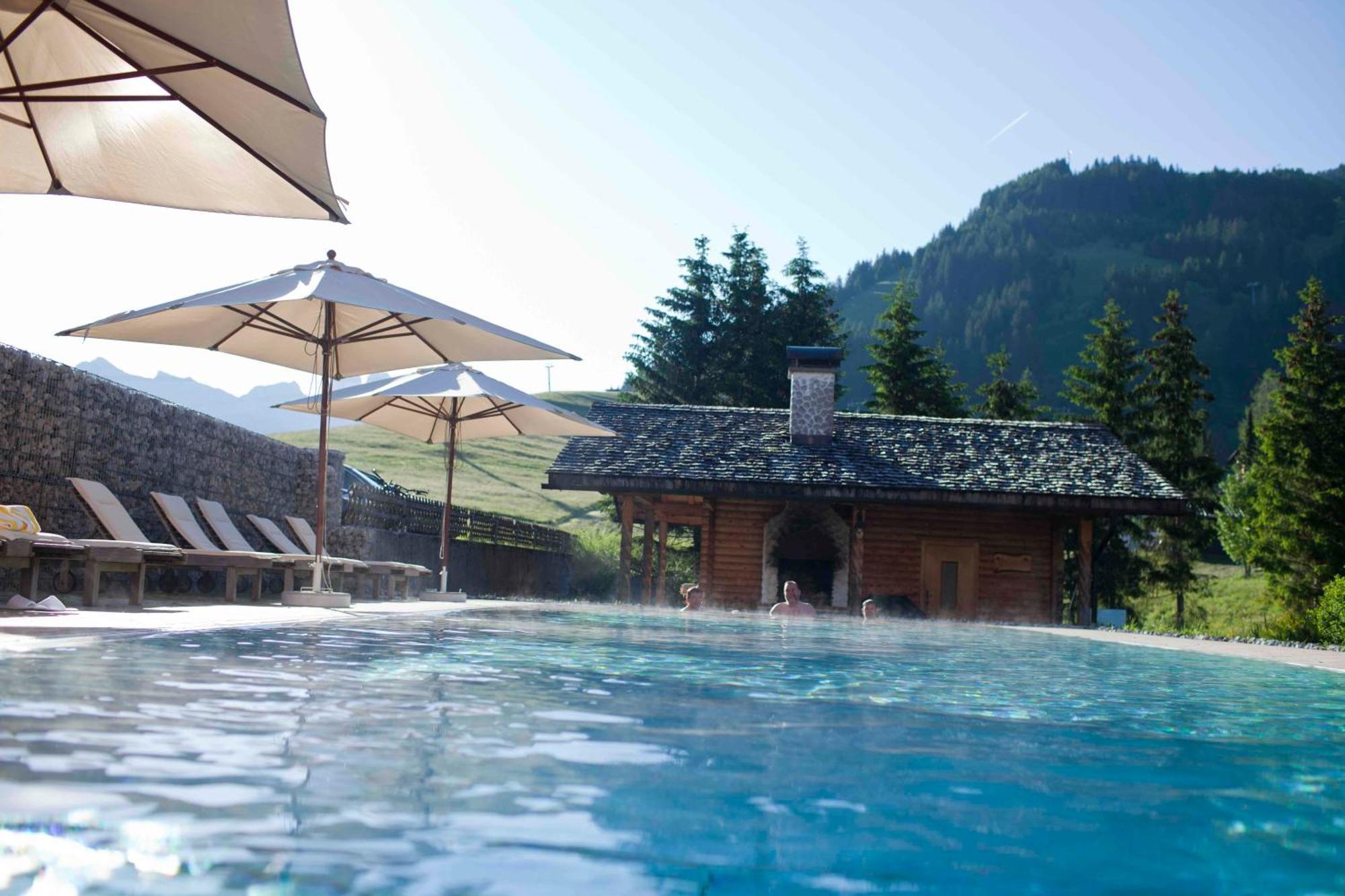 Hotel Hohenfels Танхайм Екстериор снимка