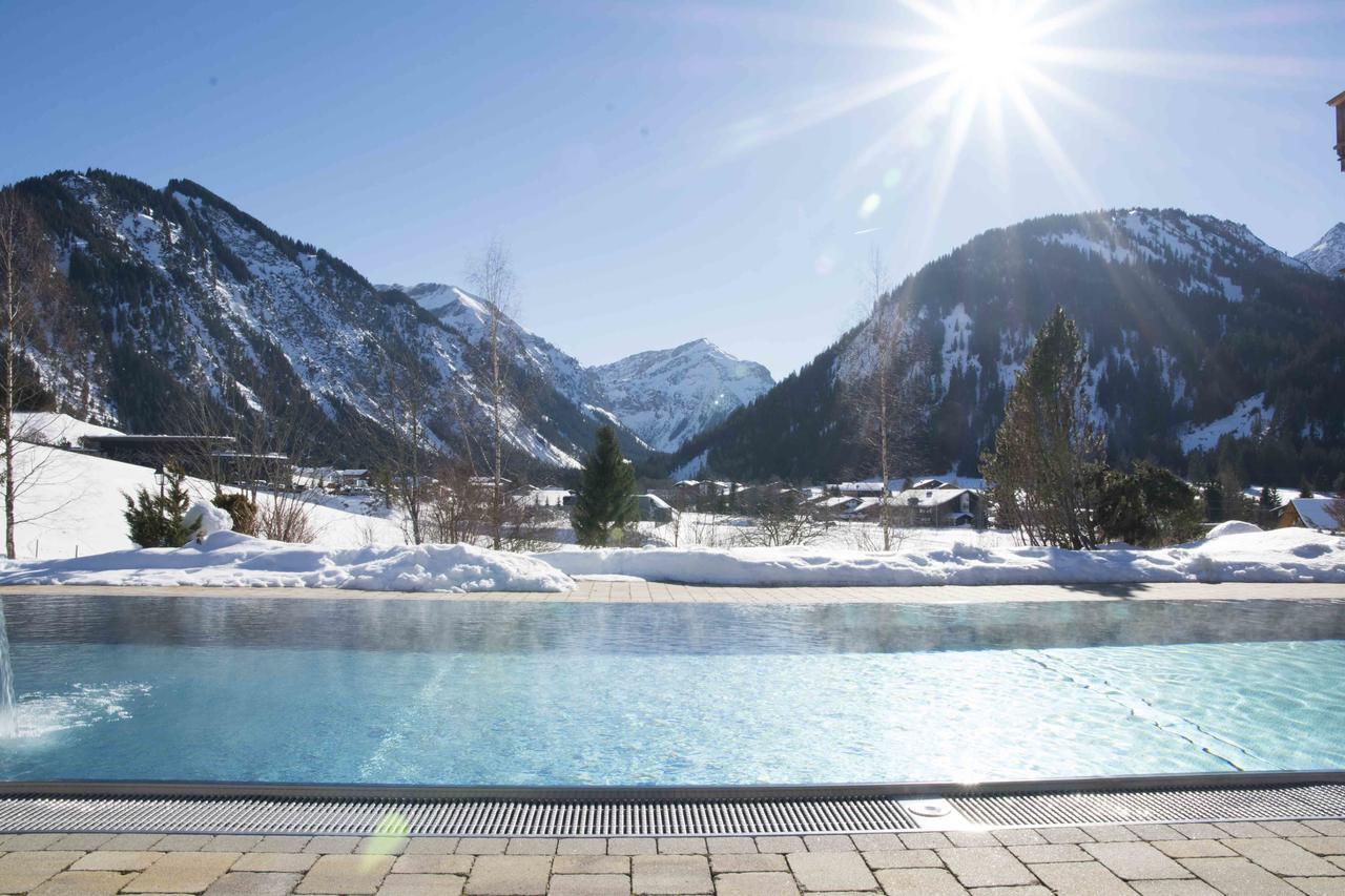 Hotel Hohenfels Танхайм Екстериор снимка